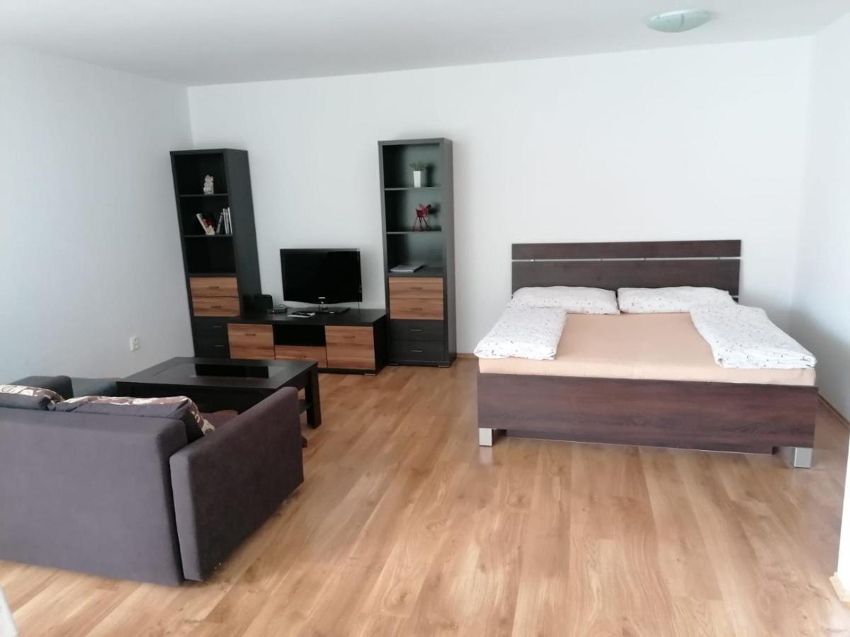 Modern City Center Apartment With Private Parking Martin Dış mekan fotoğraf